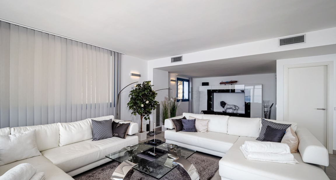 Preciosa casa con vistas al mar en venta ,Roses
