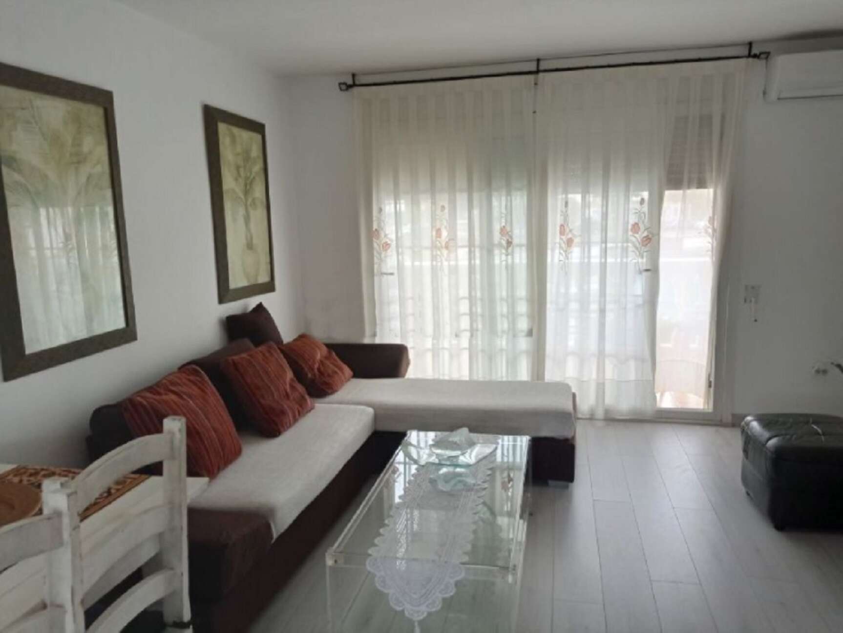 Bonita casa adosada reformada a la venta cerca de la playa Empuriabrava