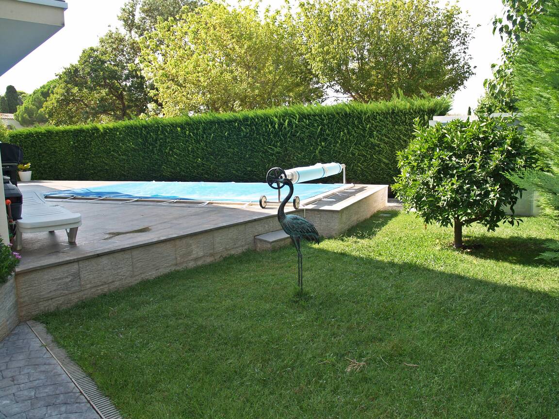 Belle maison moderne avec amarre et piscine à vendre Empuriabrava