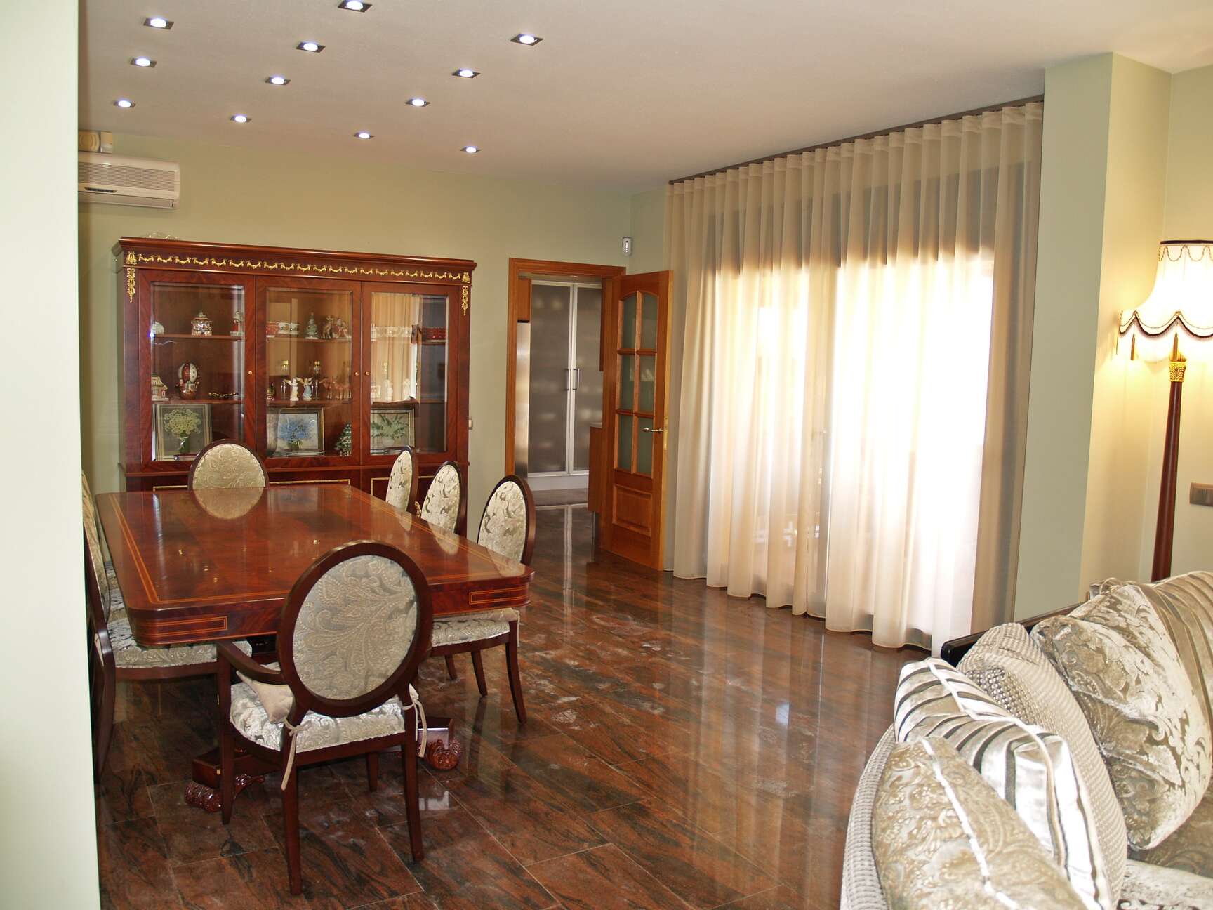 Villa a la venta de alto stanging en el Golf de Perelada