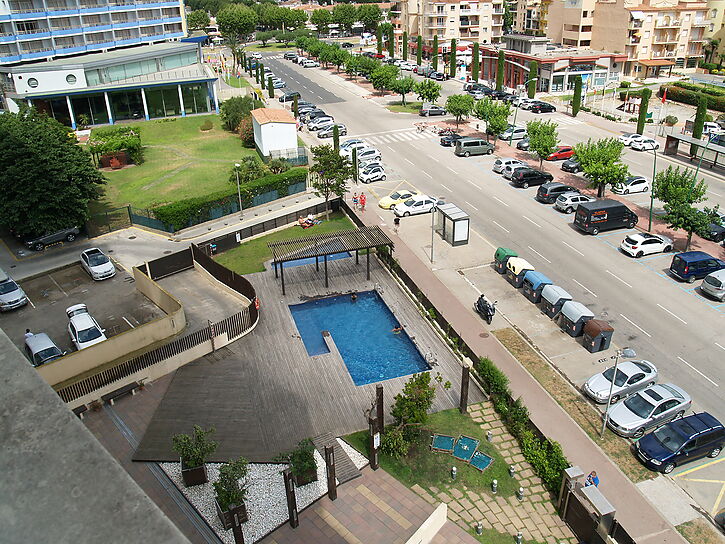 apartment-sale-front-beach-pool-luxury-empuriabrava-467