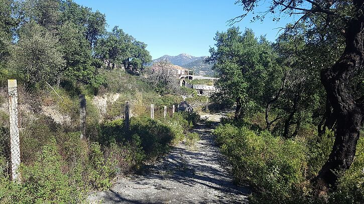 Finca for sale ideal with lots of land for Junquera hunting ground