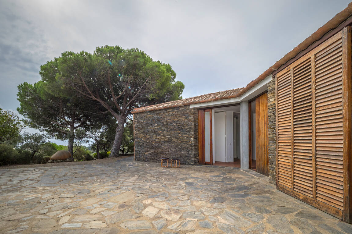 Spectacular emblematic house for sale in Cadaqués