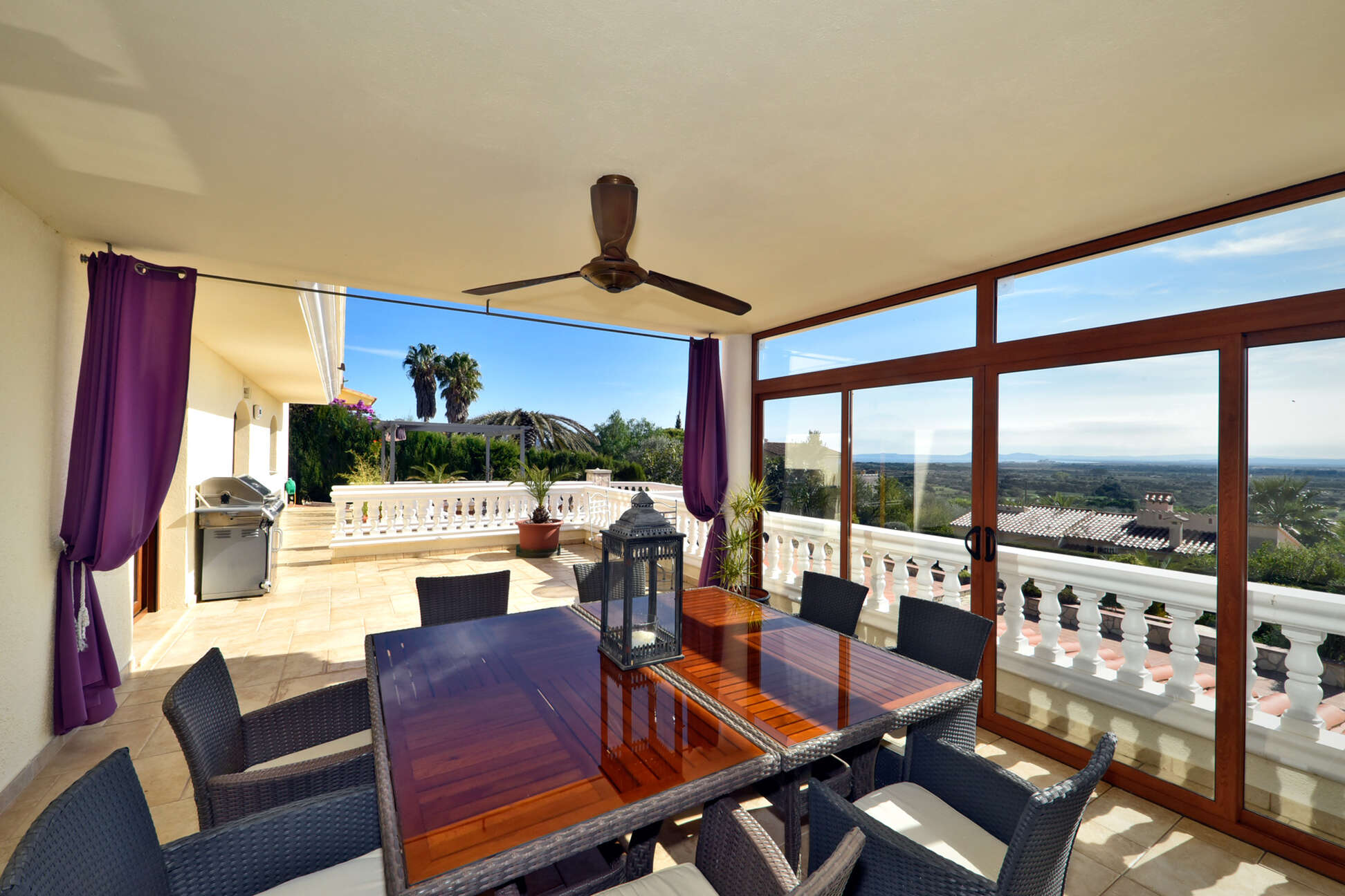 Beautiful villa for sale with views in a privileged area, Pau