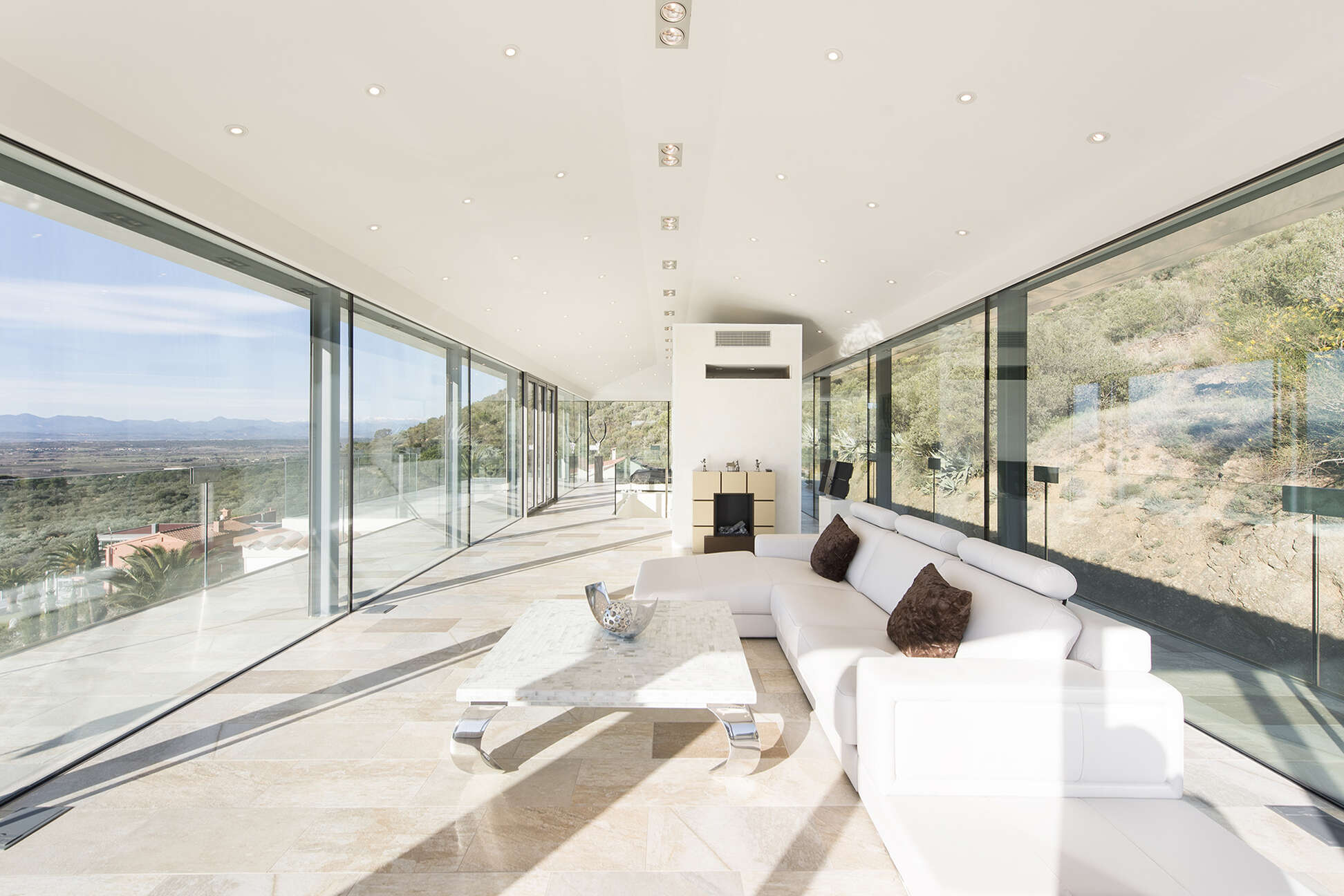 Spectaculaire villa de luxe avec vue sur la baie de Roses à vendre, Pau