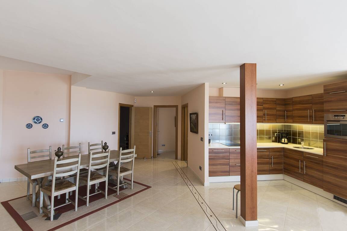 Vila de luxe a la venda amb vistes panoràmiques a Palau Saverdera