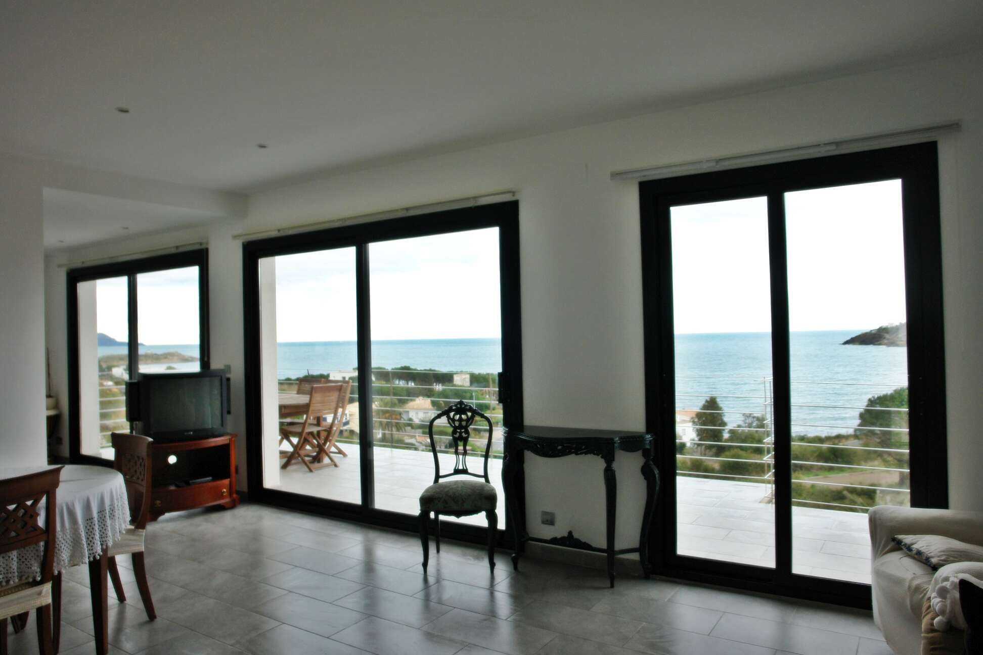 Spectacular villa for sale overlooking the sea Port de la Selva