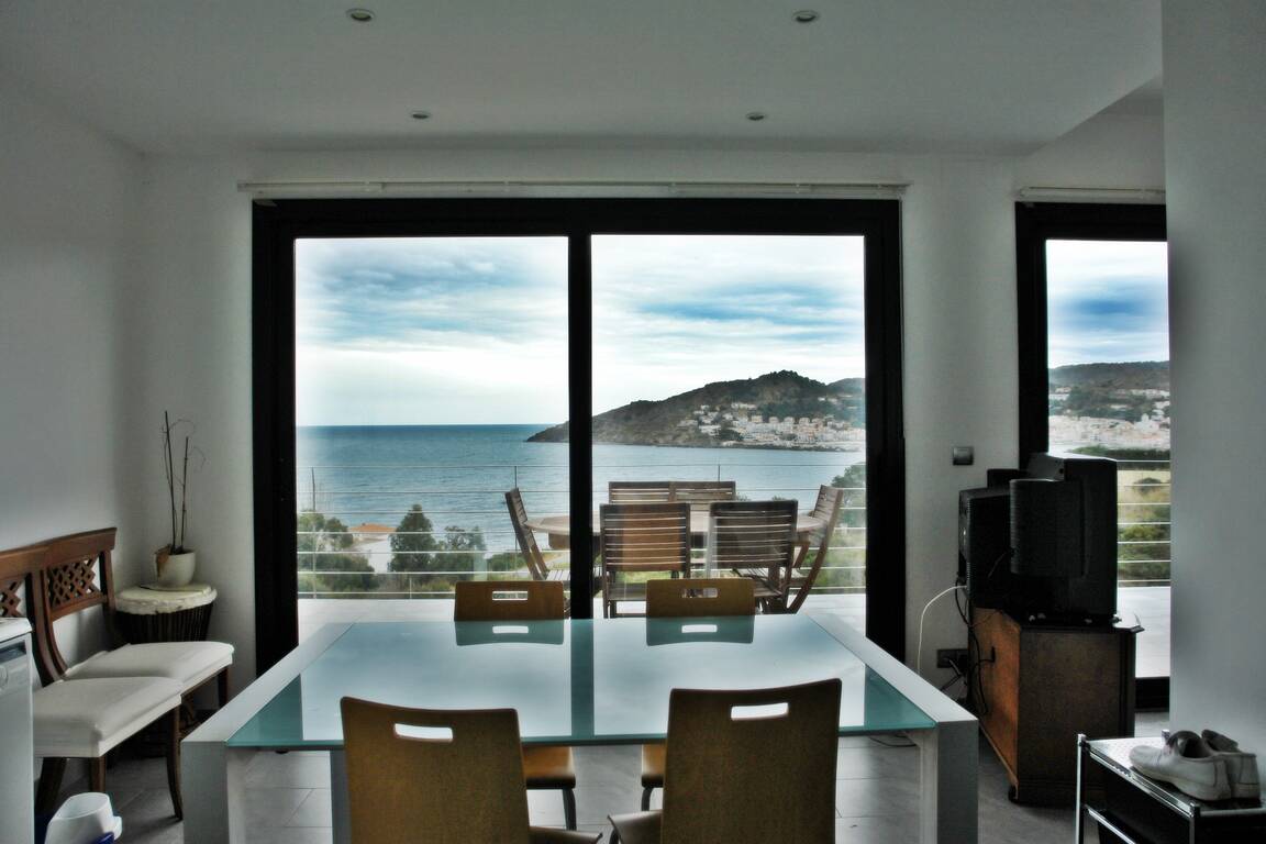 Spectacular villa for sale overlooking the sea Port de la Selva