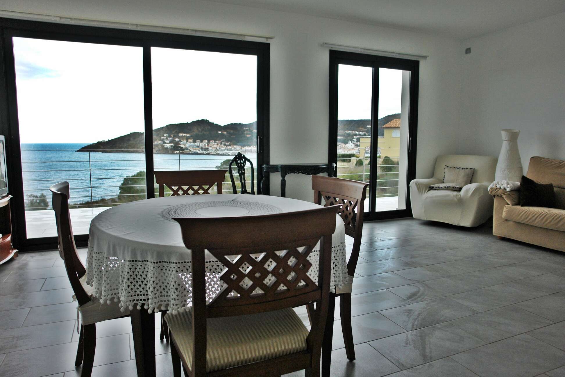 Spectacular villa for sale overlooking the sea Port de la Selva