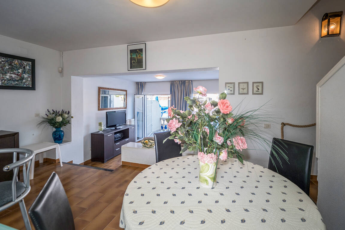 Casa adosada con amarre para velero 2ª linea de mara, Empuriabrava