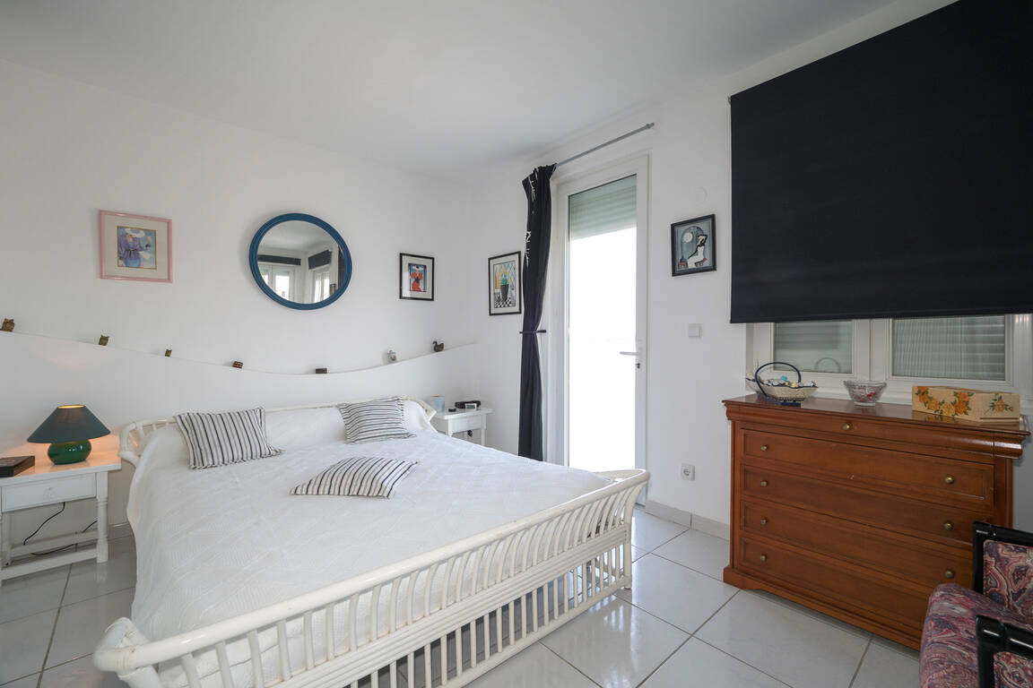 Casa adosada con amarre para velero 2ª linea de mara, Empuriabrava