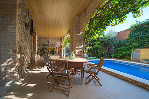 Nice rustic Catalan-style house for sale in Castello d'Empuries