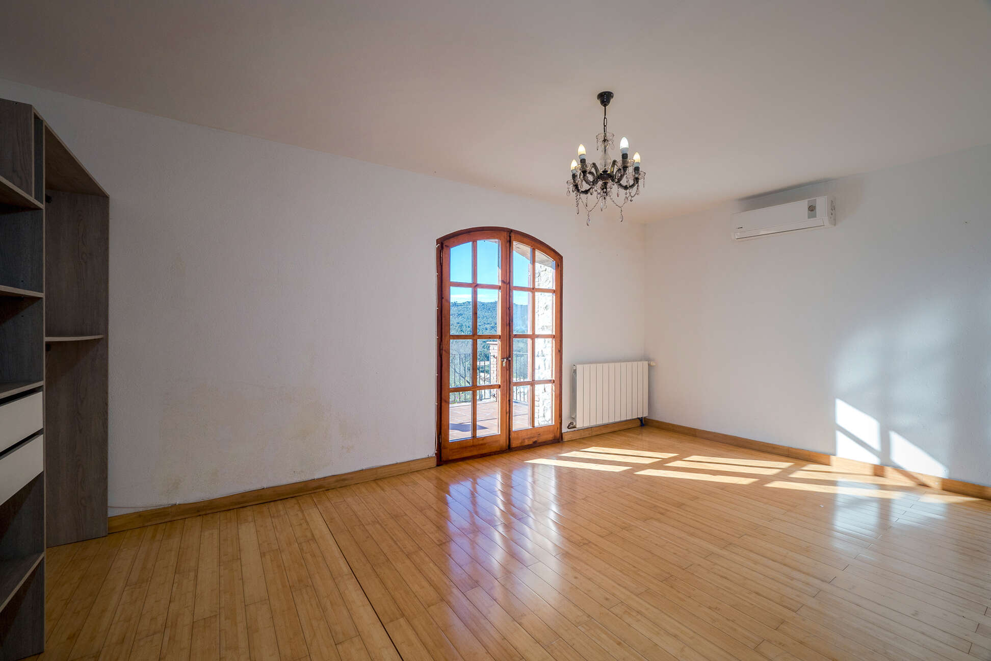 Schönes Landhaus mit weitem Blick zum Verkauf in Agullana