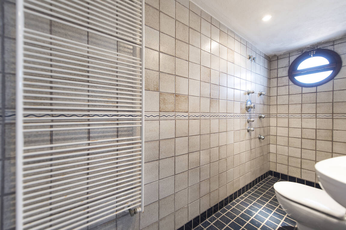 Incroyable propriété à vendre en 1ère ligne de mer, Escala