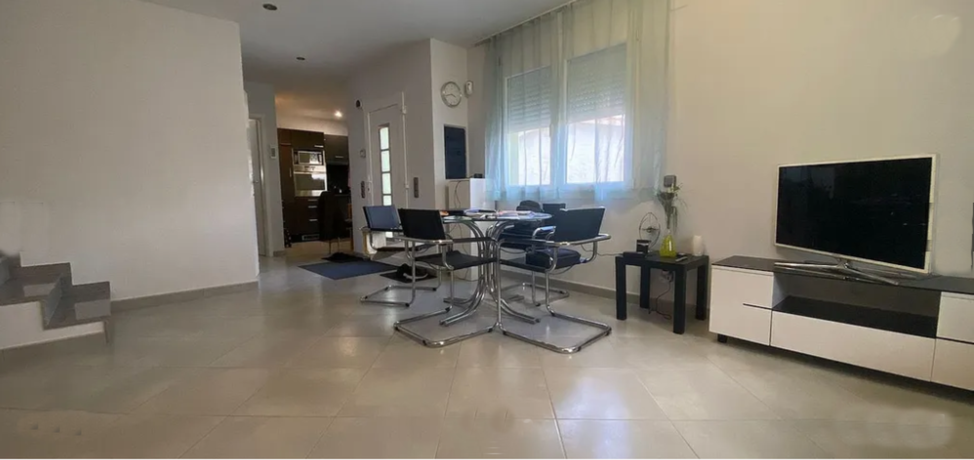 Renovated house with a studio for sale in Empuriabrava