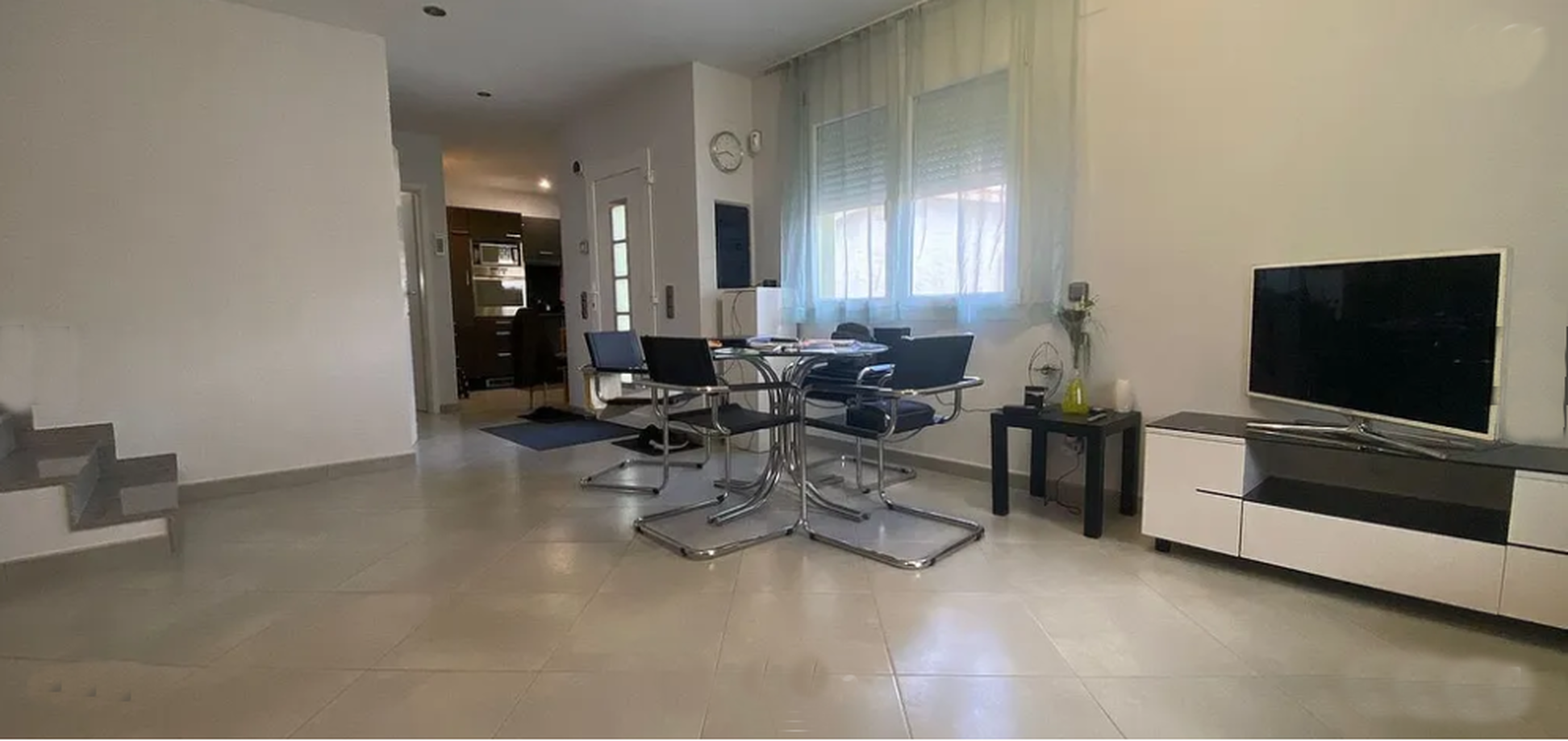 Renoviertes Haus mit Studio zu verkaufen in Empuriabrava