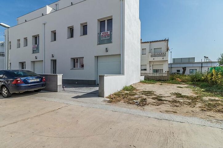 casa-nova-moderna-venda-empuriabrava-293