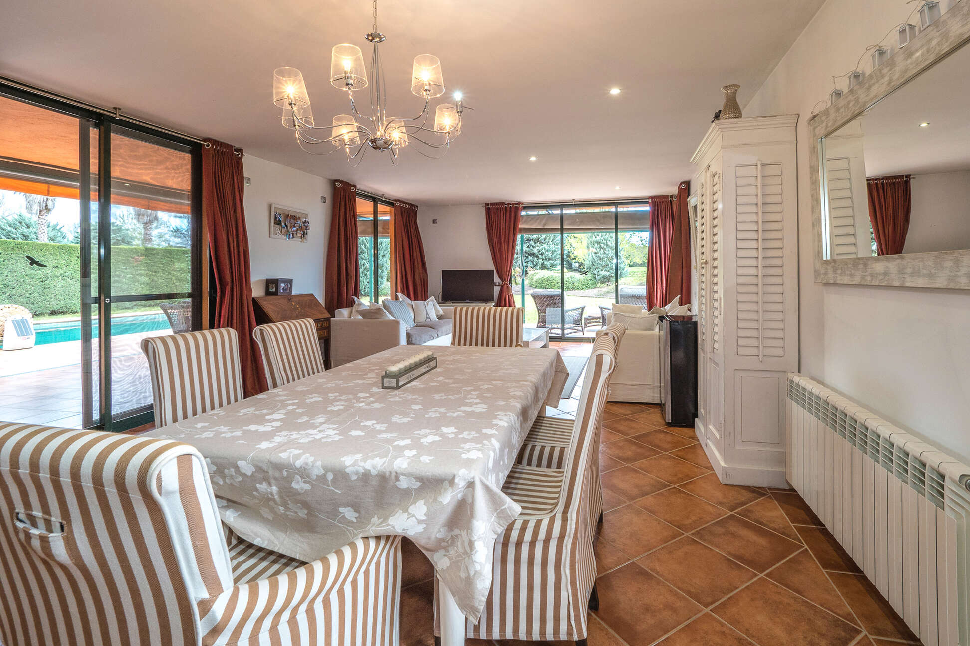 Preciosa casa a la venda al Golf de Torremirona