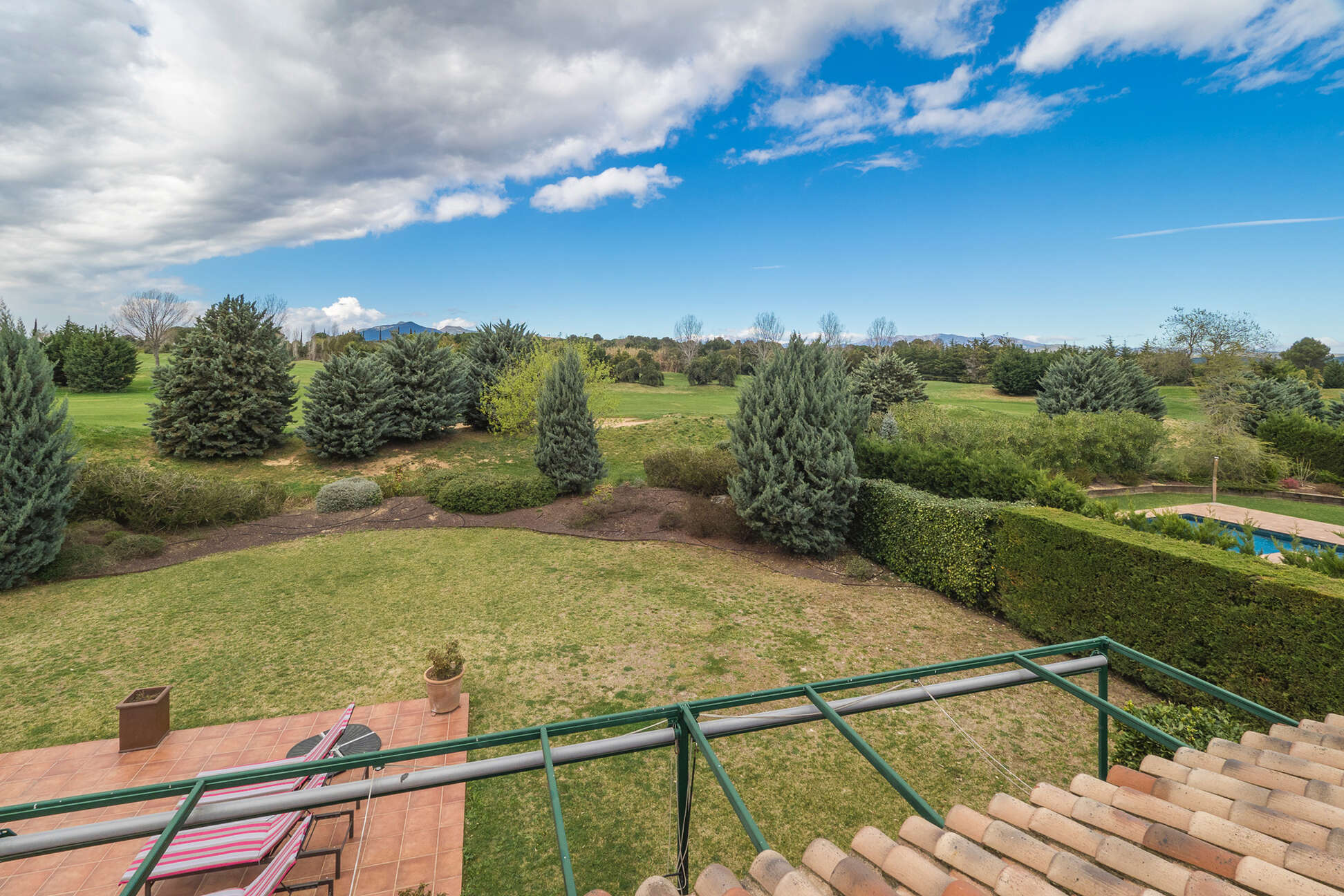 Preciosa casa a la venda al Golf de Torremirona