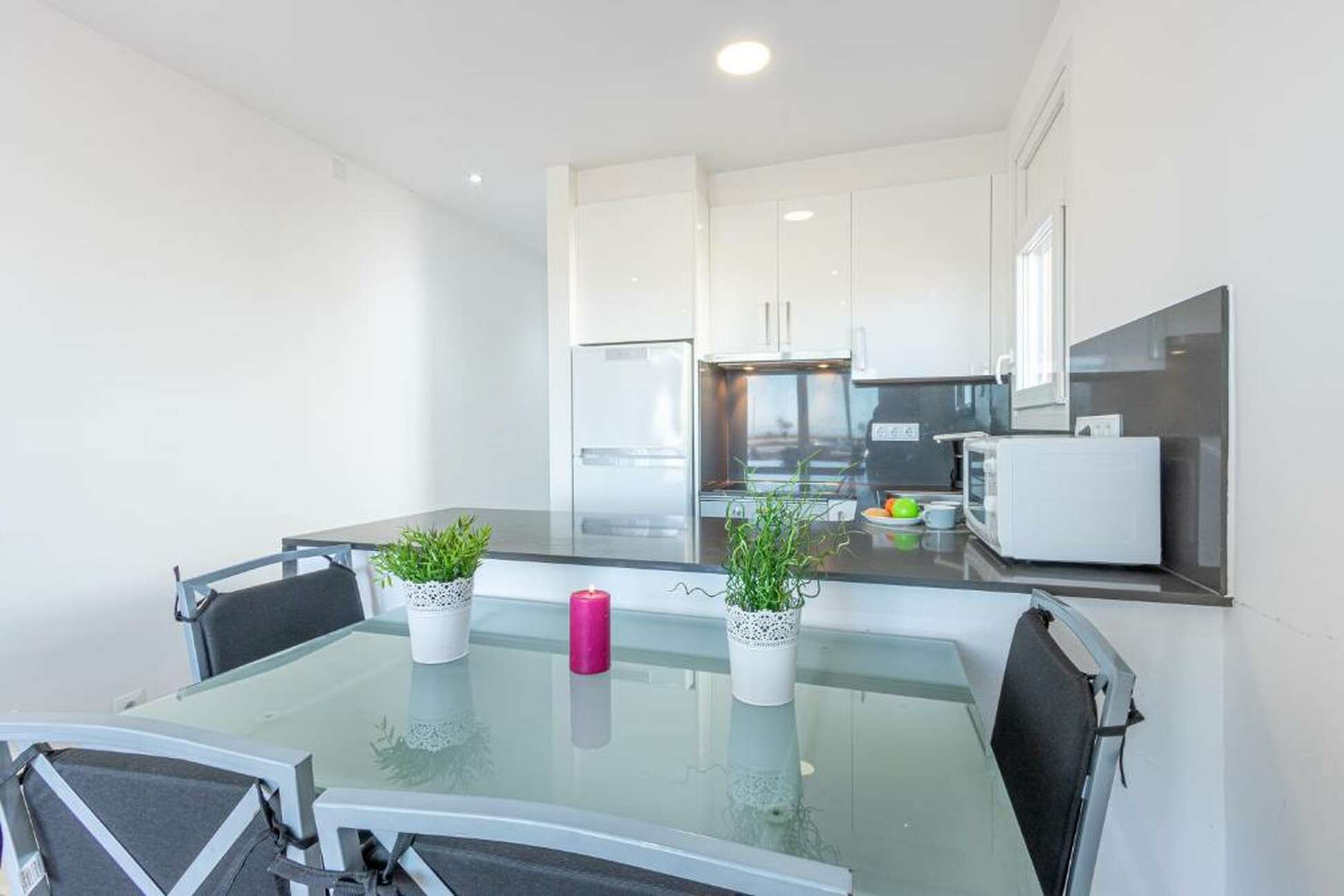 Building of 8 flats on the seafront for sale Empuriabrava