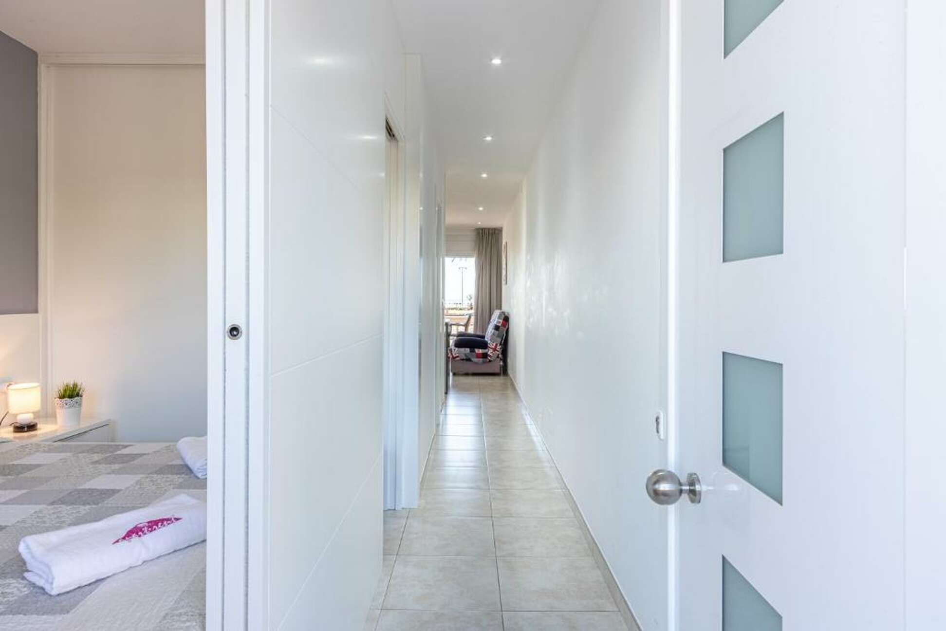 Building of 8 flats on the seafront for sale Empuriabrava