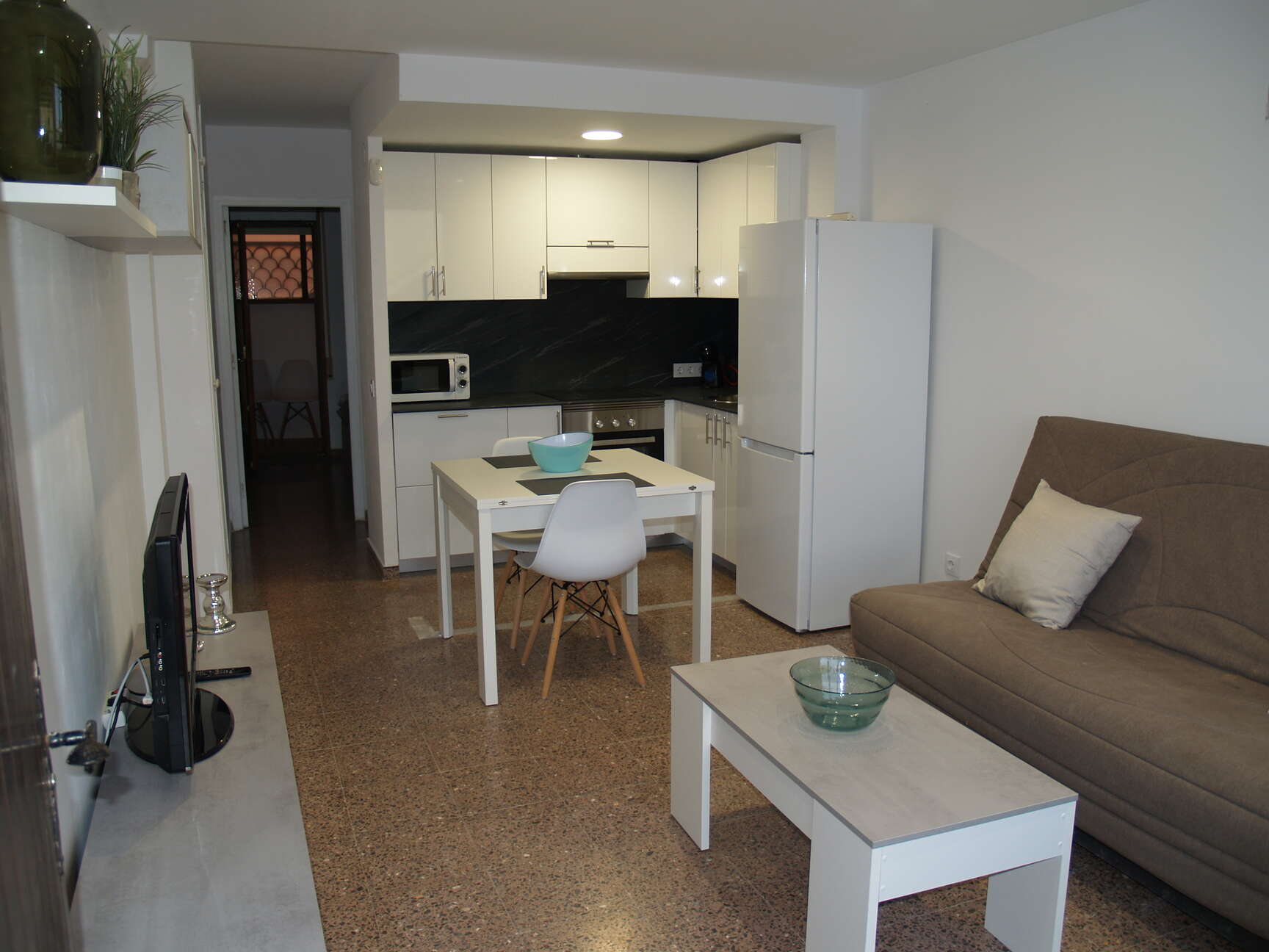 Flat 50 metres from the beach for sale Empuriabrava