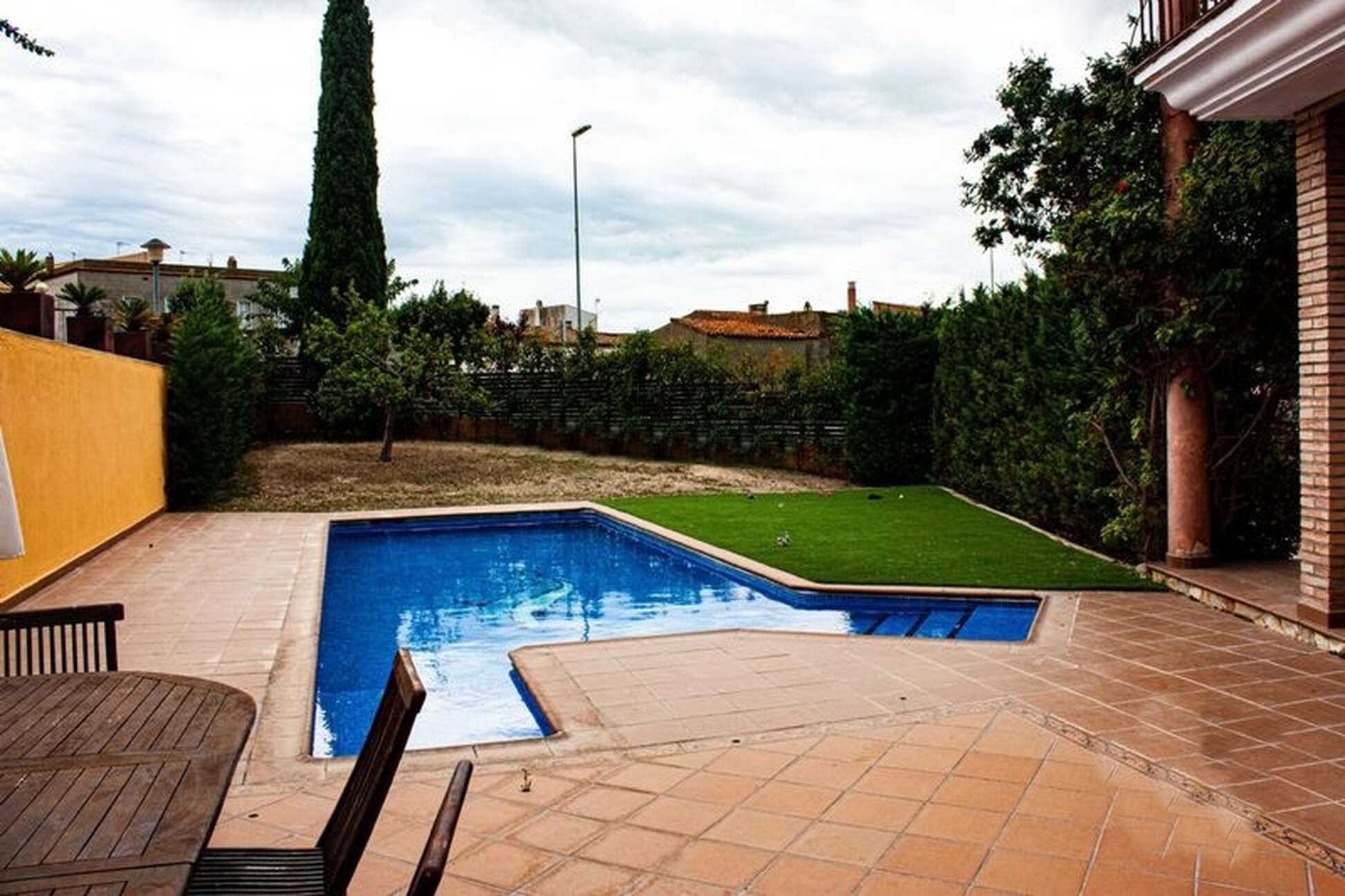 Belle maison à vendre avec piscine à Palau Savardera
