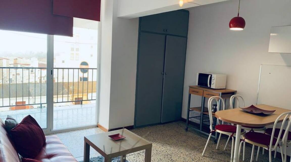 Wohnung mit Parkplatz in 1. Meereslinie zu verkaufen Empuriabrava