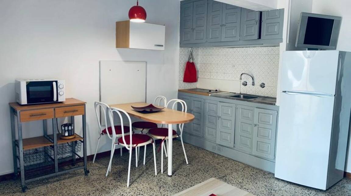 Wohnung mit Parkplatz in 1. Meereslinie zu verkaufen Empuriabrava