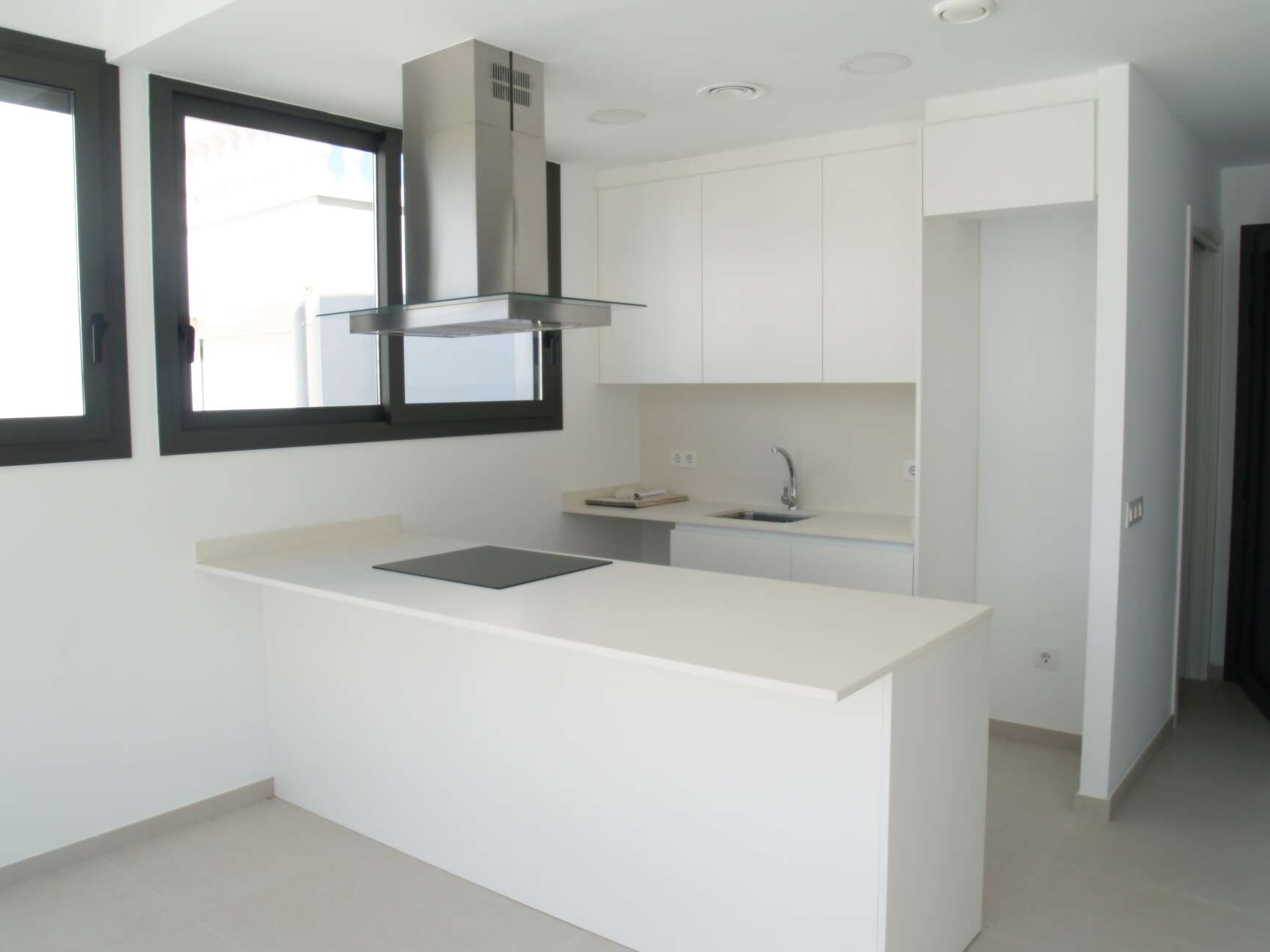 Nueva casa de estilo moderno en venta Empuriabrava ( I )