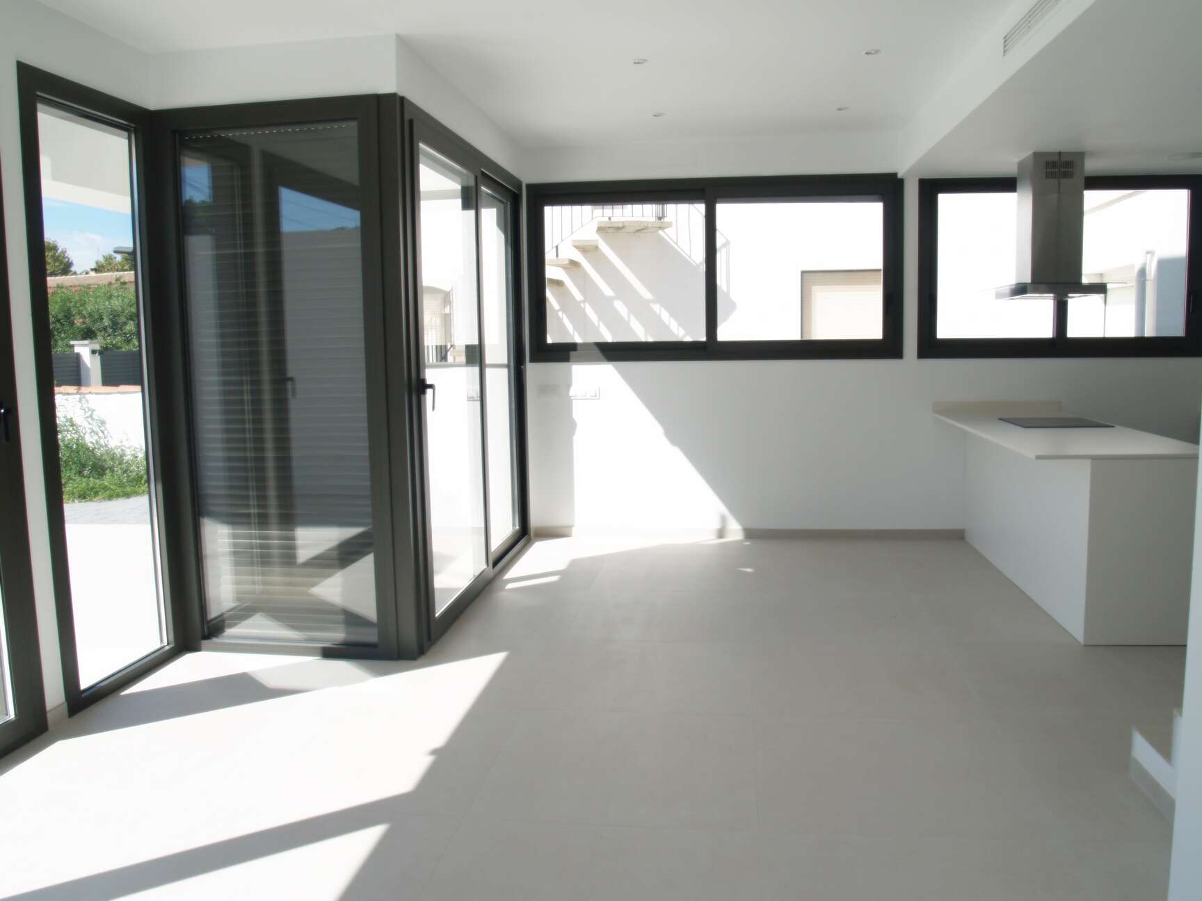 Maison neuve de style moderne à vendre Empuriabrava ( I )