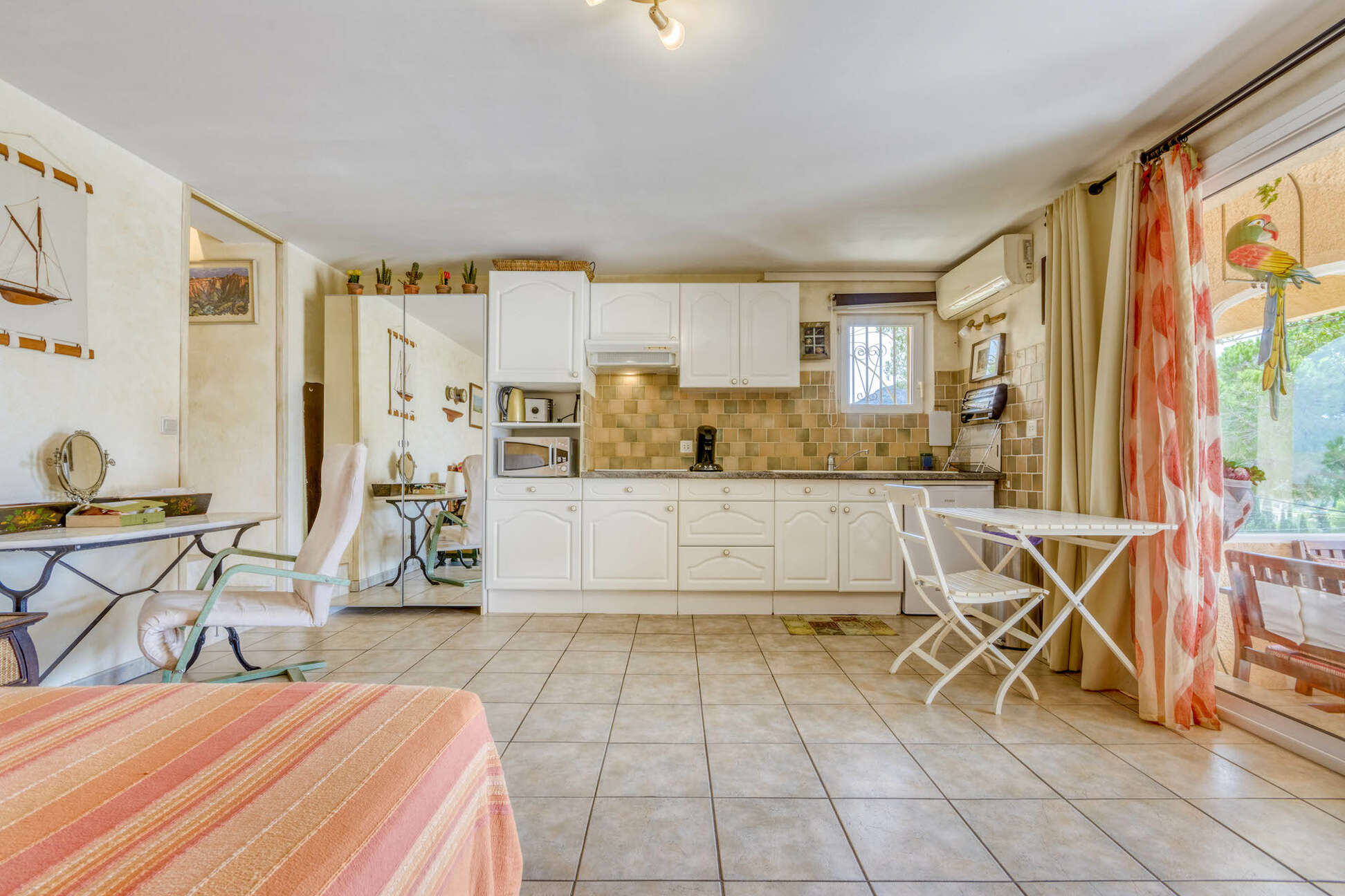 Elegant villa with panoramic views for sale Roses