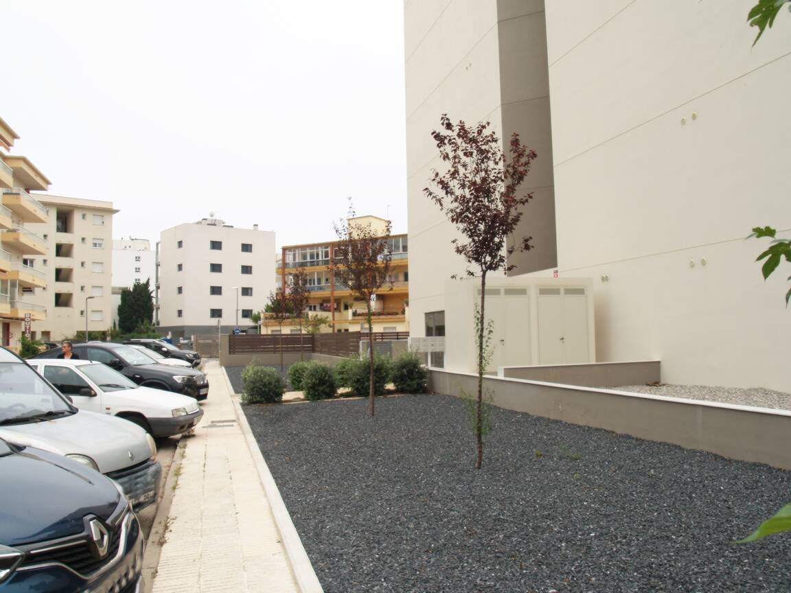 Nou apartament en planta baixa a 300 metres de la platja Roses