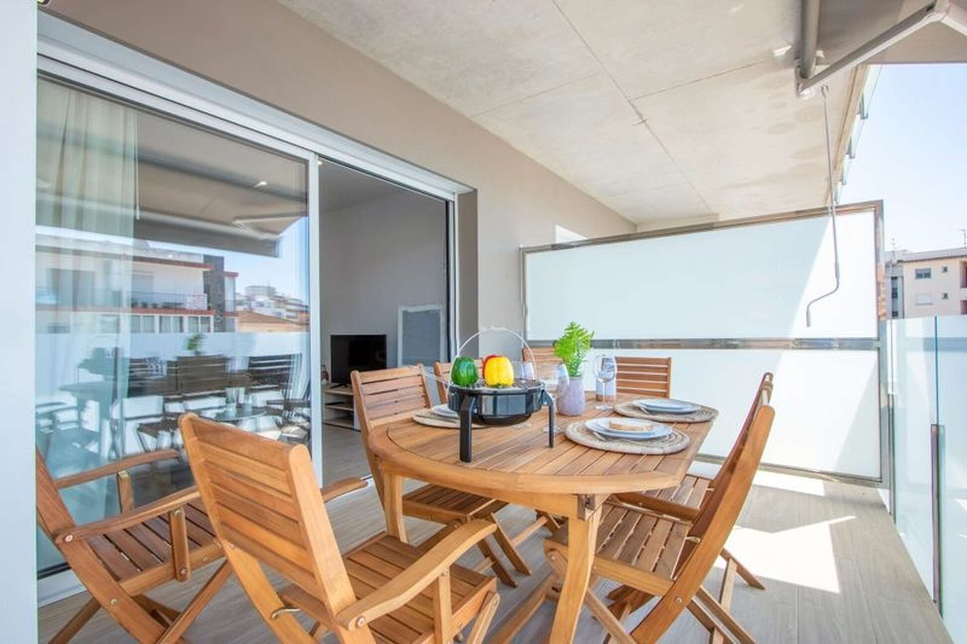 New construction apartment 300 meters from Roses beach 101