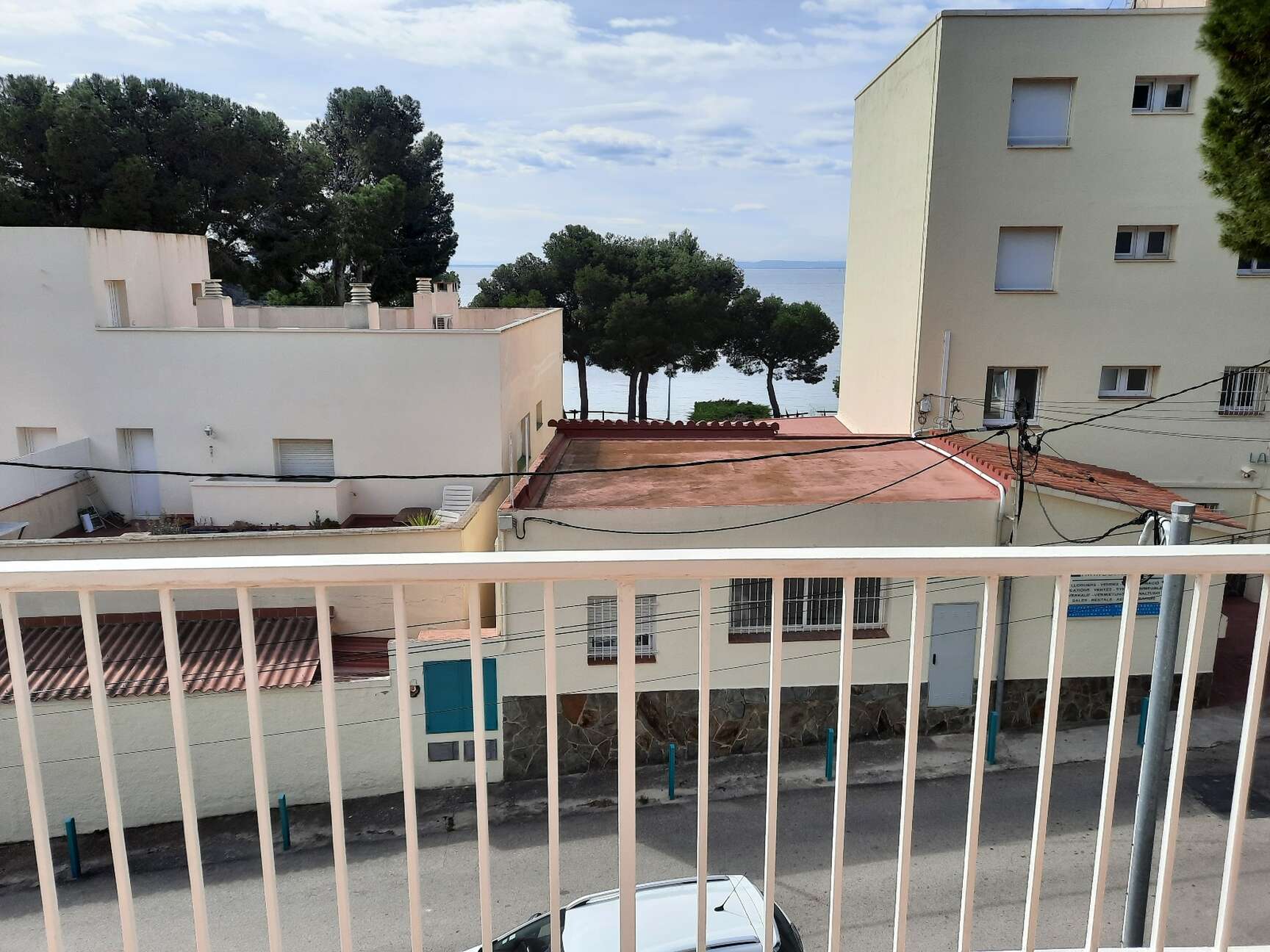 Apartamento reformado a 50 metros playa Almadrava,,Roses