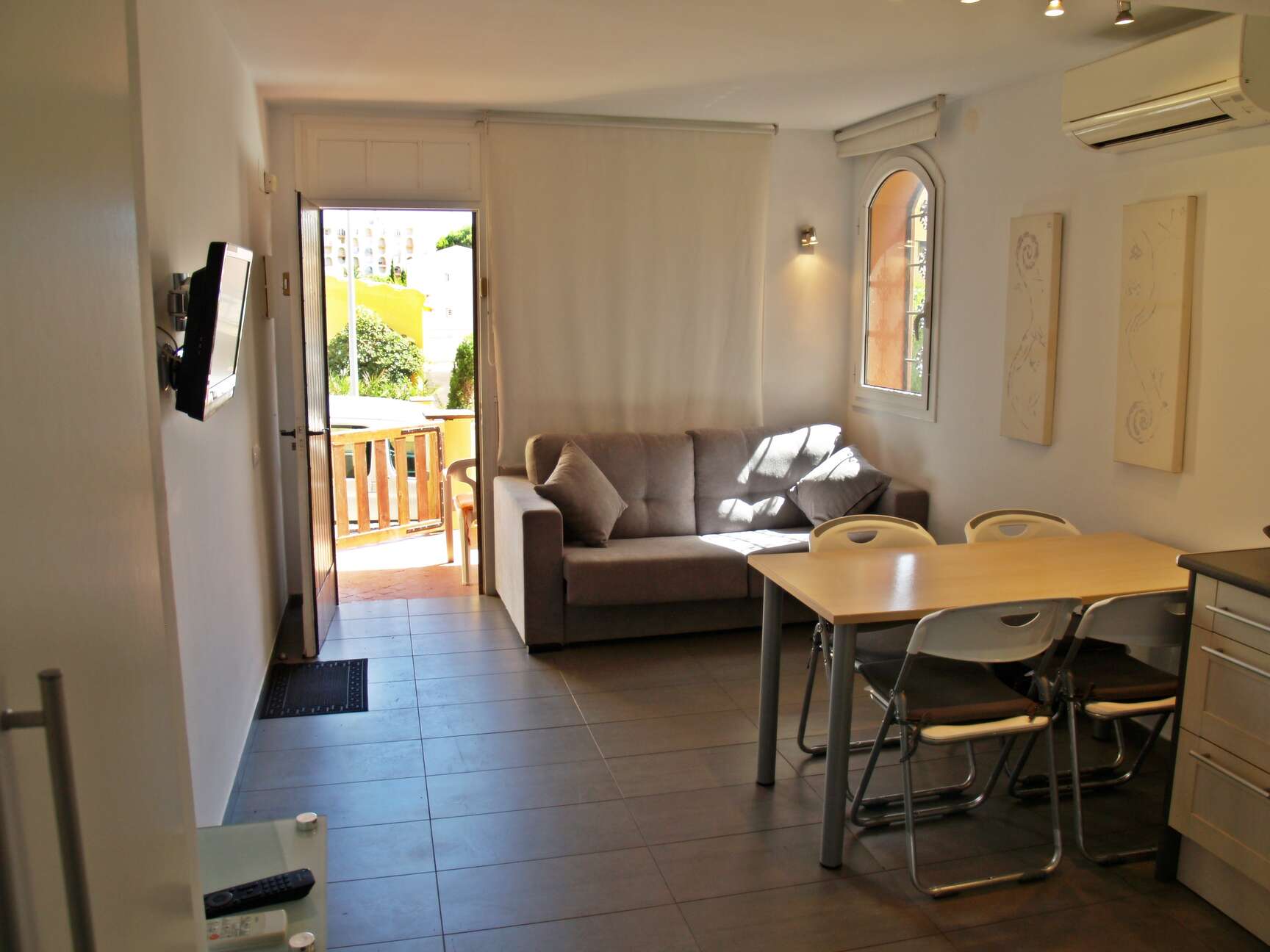 Precioso apartamento a 50 metros de la playa, Empuriabrava