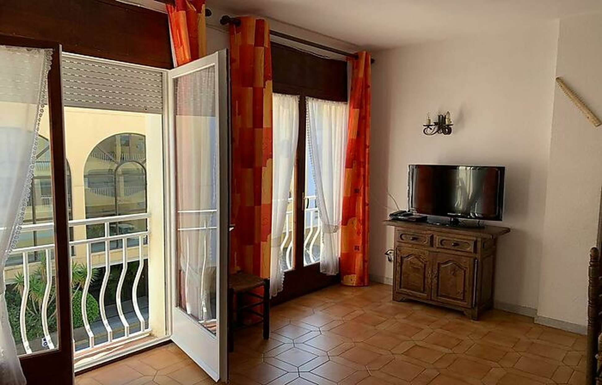 cheap-flat-for-sale-in-empuriabrava-660