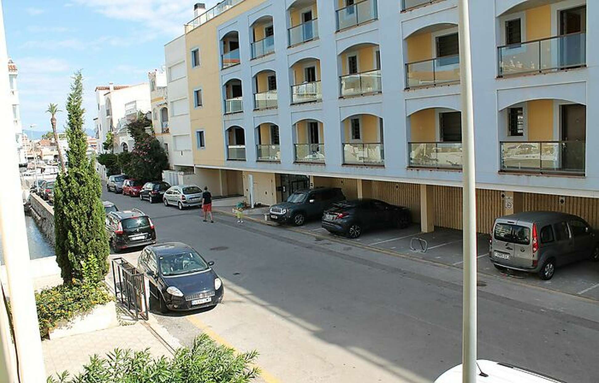 Beautiful flat for sale Empuriabrava