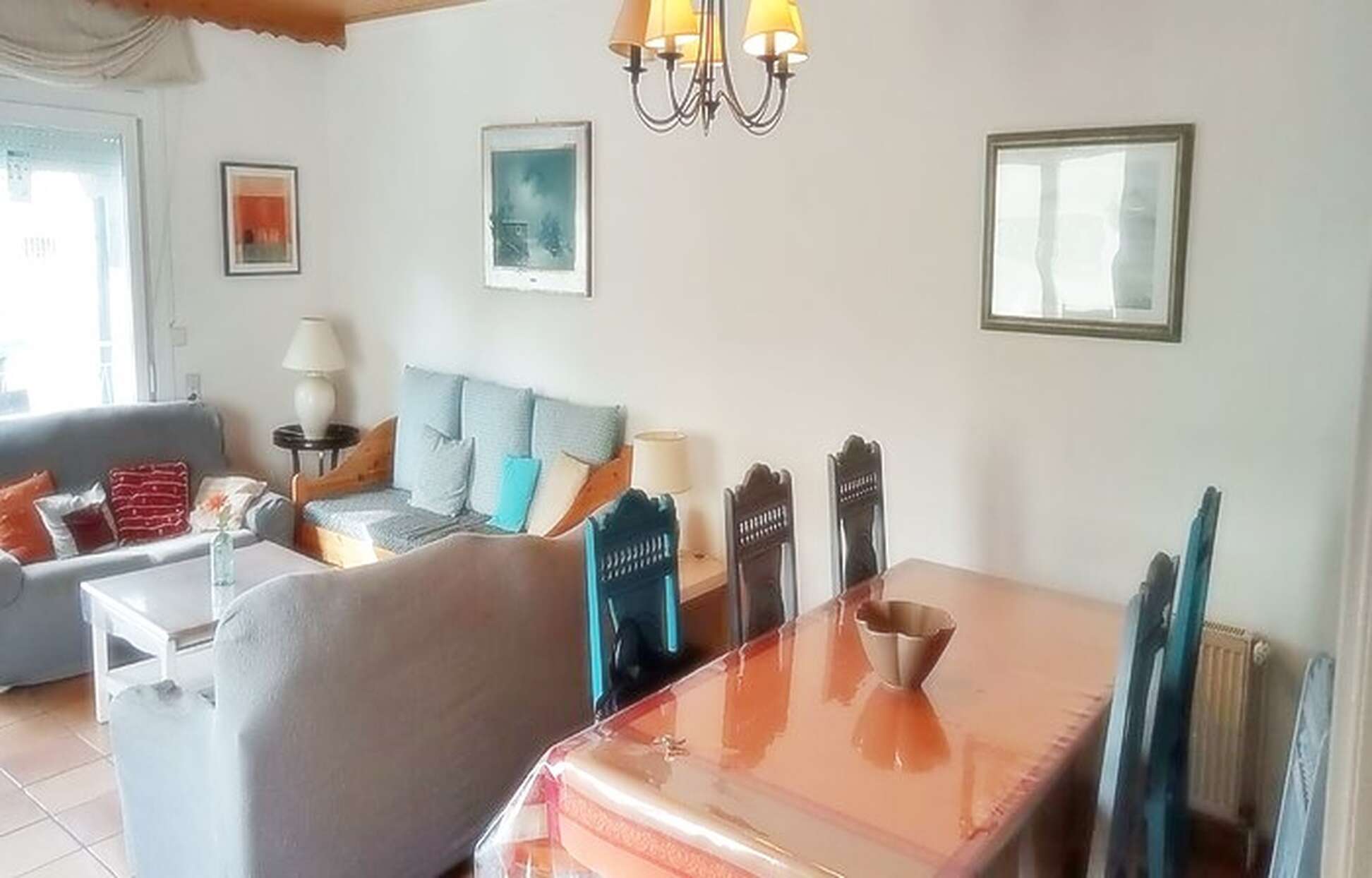 Casa adossada a la venda amb jardí a Empuriabrava