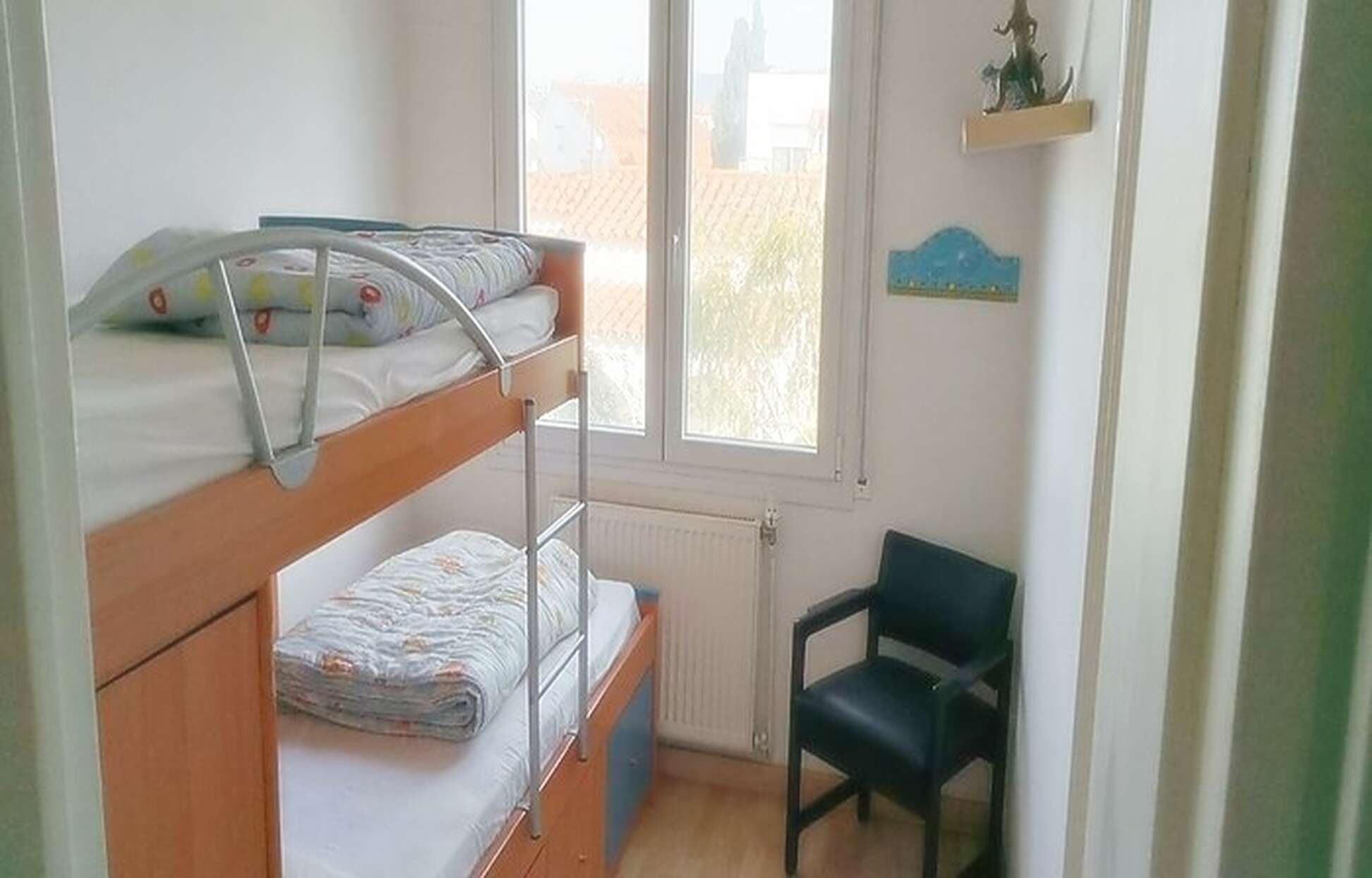 Casa adossada a la venda amb jardí a Empuriabrava