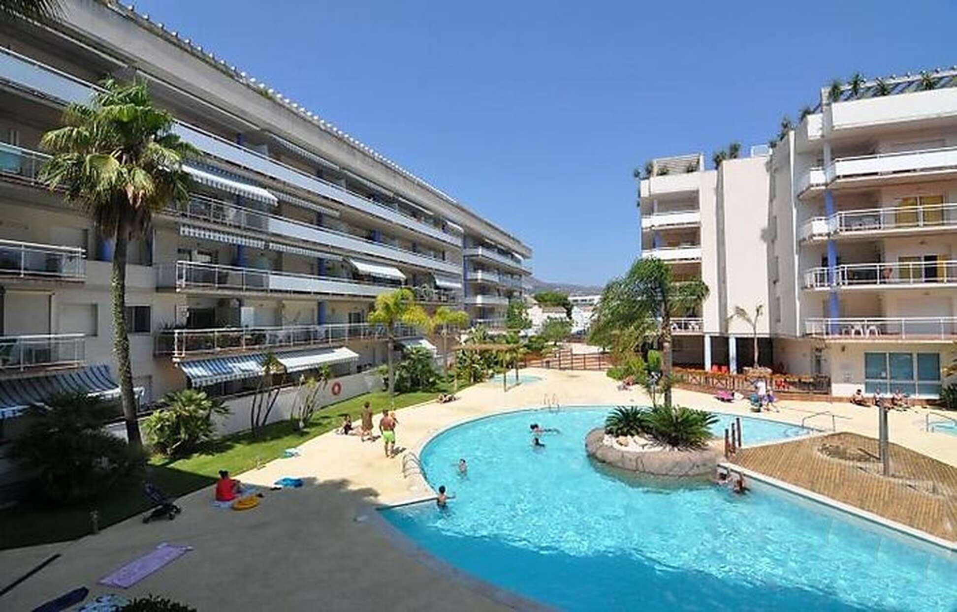 Wohnung mit großer Terrasse zum Verkauf Rosas