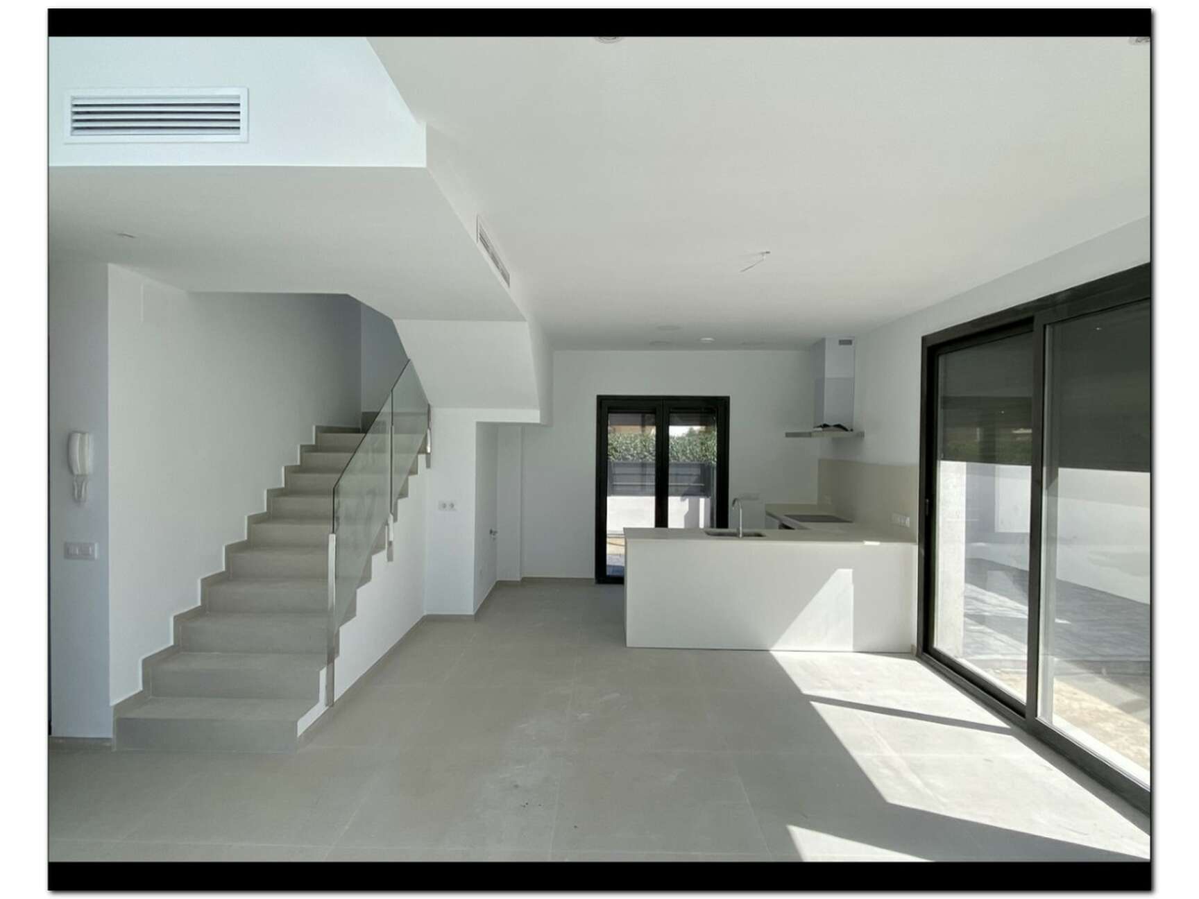 Modern style house under construction for sale in Empuriabrava ( A )