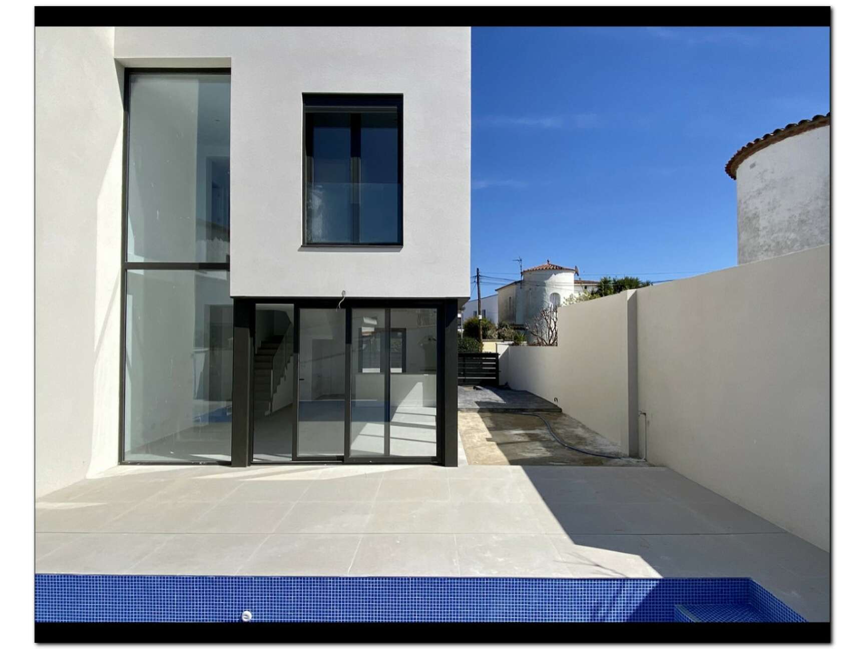 Modern style house under construction for sale in Empuriabrava ( A )