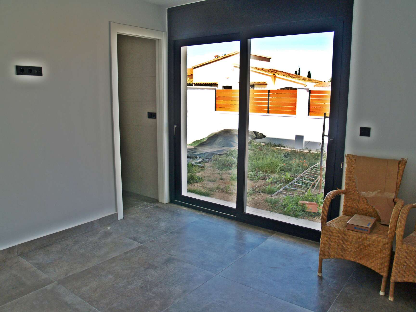 New construction house on the wide channel for sale in Empuriabrava