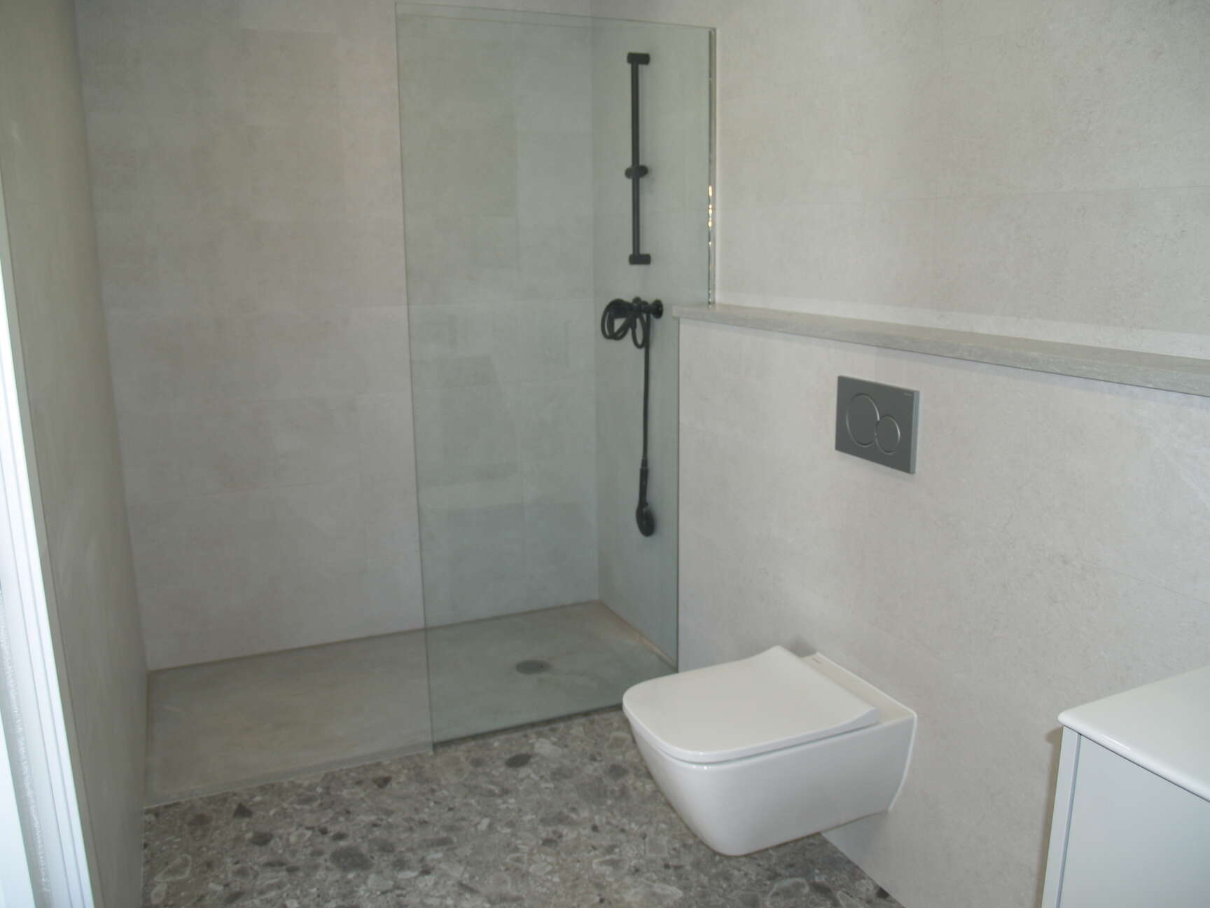 New construction house on the wide channel for sale in Empuriabrava ( A )