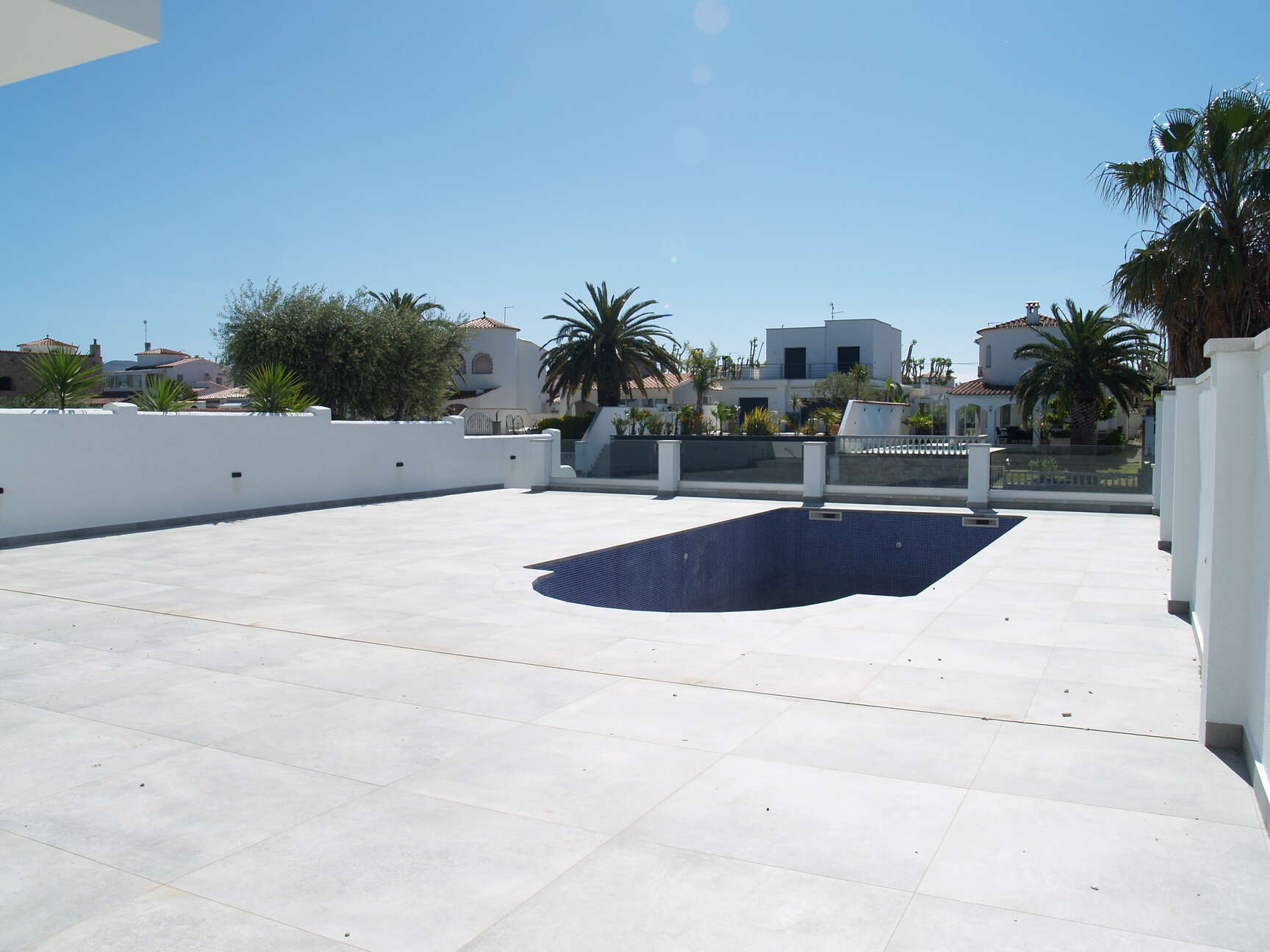 New construction house on the wide channel for sale in Empuriabrava