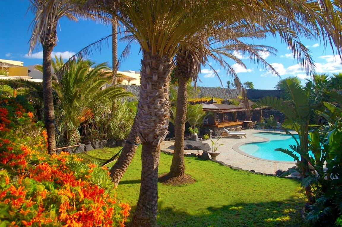 Luxury resort with 11 villas for sale Lanzarote