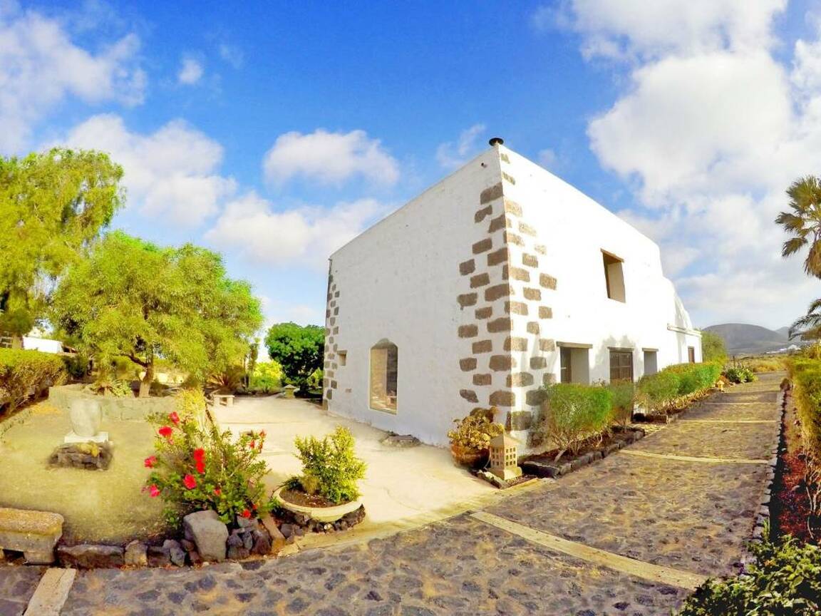 Luxury resort with 11 villas for sale Lanzarote