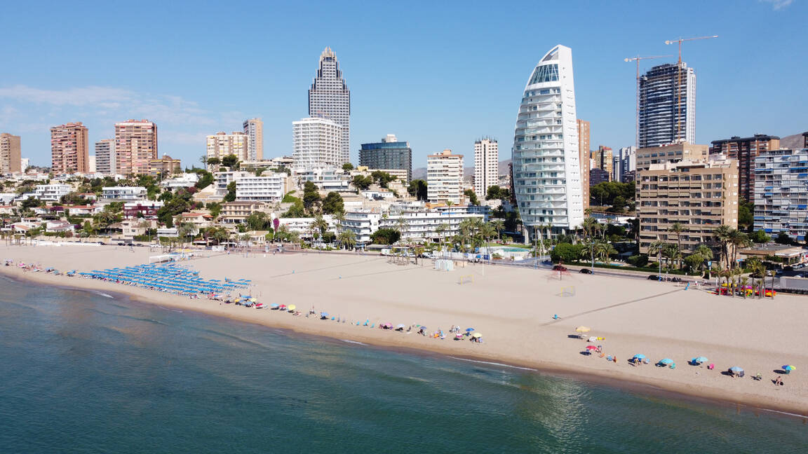 Luxuriöses Penthouse am Strand zum Verkauf in Benidorm