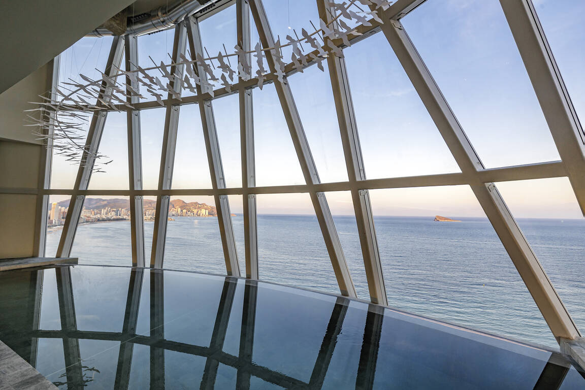 Luxuriöses Penthouse am Strand zum Verkauf in Benidorm